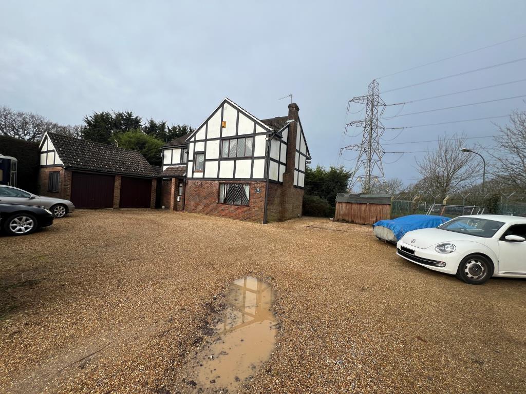 Lot: 55 - HOUSE AND FORMER CAR SALES SITE EXTENDING TO OVER HALF AN ACRE WITH PLANNING CONSENT - Existing dwelling